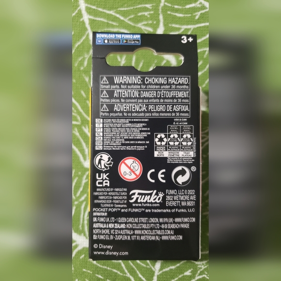 🆕️Mickey Mouse Pop Keychain - Picture 3 of 4